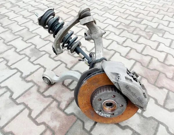 Braço de suspensão dianteiro esquerdo OEM A2052700 Mercedes image 2