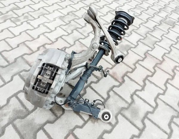 Braço de suspensão dianteiro esquerdo OEM A2052700 Mercedes image 3