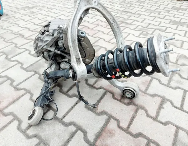 Braço de suspensão dianteiro esquerdo OEM A2052700 Mercedes image 4
