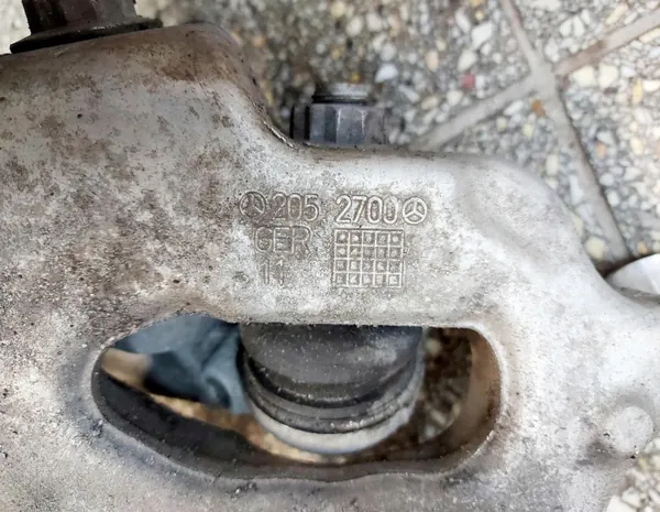 Braço de suspensão dianteiro esquerdo OEM A2052700 Mercedes image 9