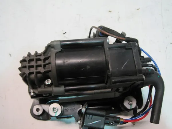 Bomba de suspensão BMW 6886721 - Peça OEM usada image 4