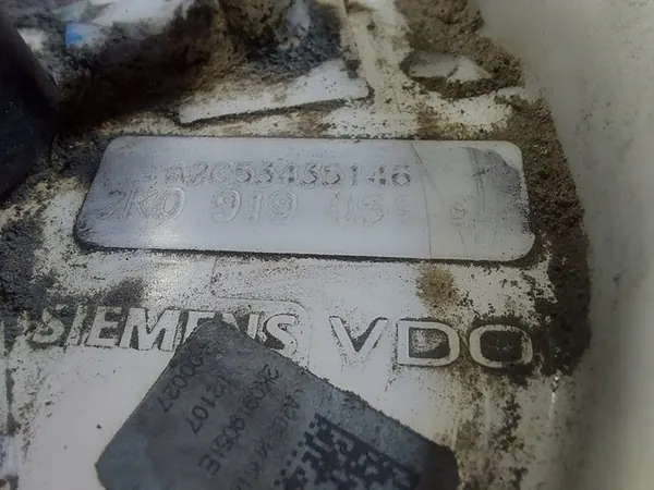 VW CADDY III BOMBA DE COMBUSTÍVEL 2K0919051E image 2