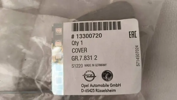 Tappo Paraurti Posteriore Opel Zafira C OEM 13300720 image 3