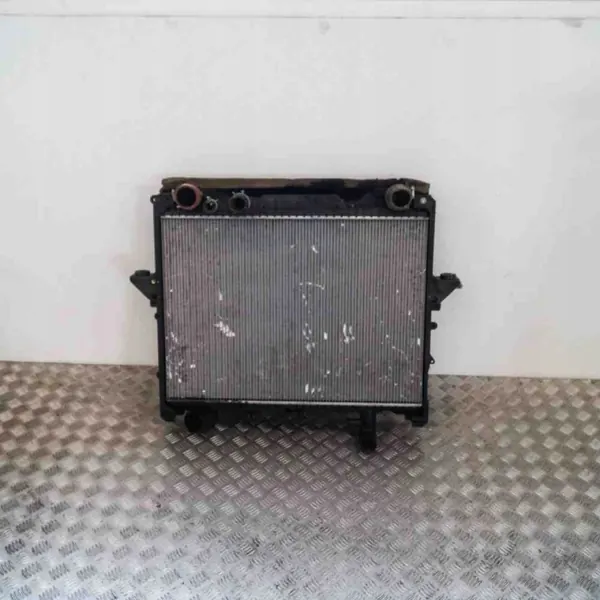 Land Rover jäähdytysosat OEM AH329L440AB AH328005BA image 2