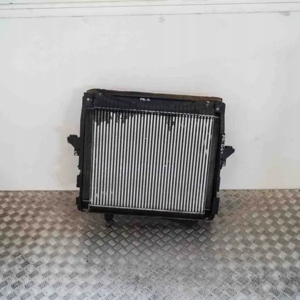 Land Rover jäähdytysosat OEM AH329L440AB AH328005BA image 6