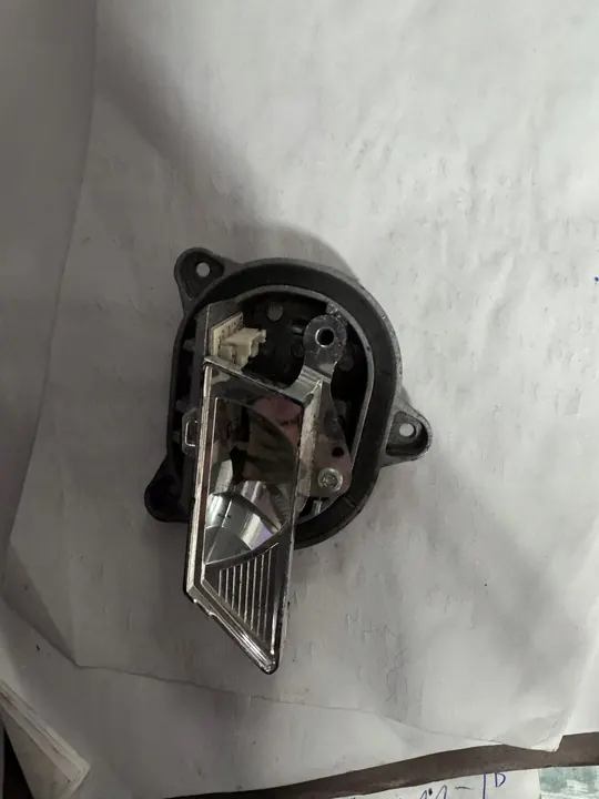 Módulo LED Direito VALEO VW370 SPORTSW 9014310502R6 image 1