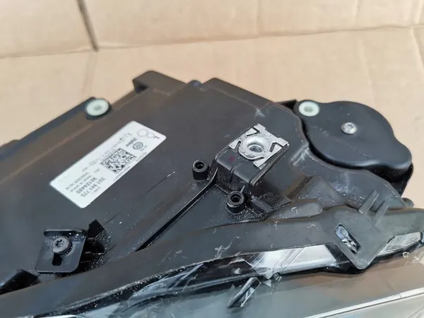 VW POLO VI 2G0 17- VASEN ETUVALO FULL LED 2G1941773 image 9