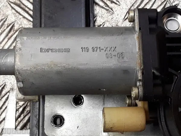 Régulateur de vitre Volvo V70 OEM 119971xxx - Occasion image 4
