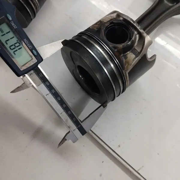 VW GOLF V Kolv 1.9 TDI 79L74 038G image 7