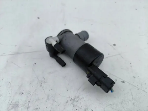 Nissan ruitenwisserspomp OEM 9825893480 voor Townstar image 4