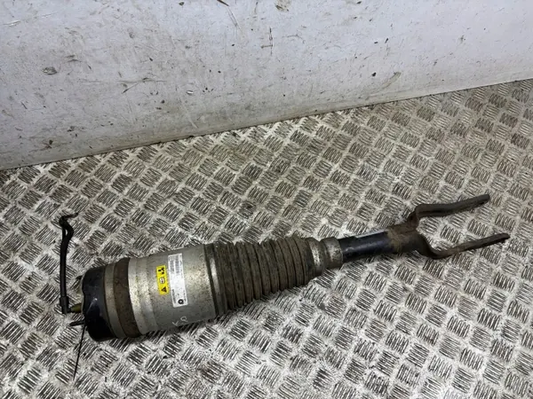 Vorderer linker Luftstoßdämpfer OEM 68080210AB für Jeep image 2