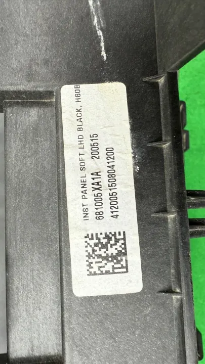 Mercedes X-Class W470 kojelautakonsoli OEM 681005XA1A image 9