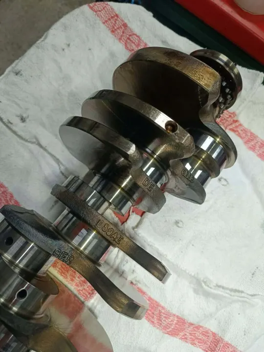 Käytetty Audi kampiakseli OEM 059101AE A6 C6 3.0 TDI image 3