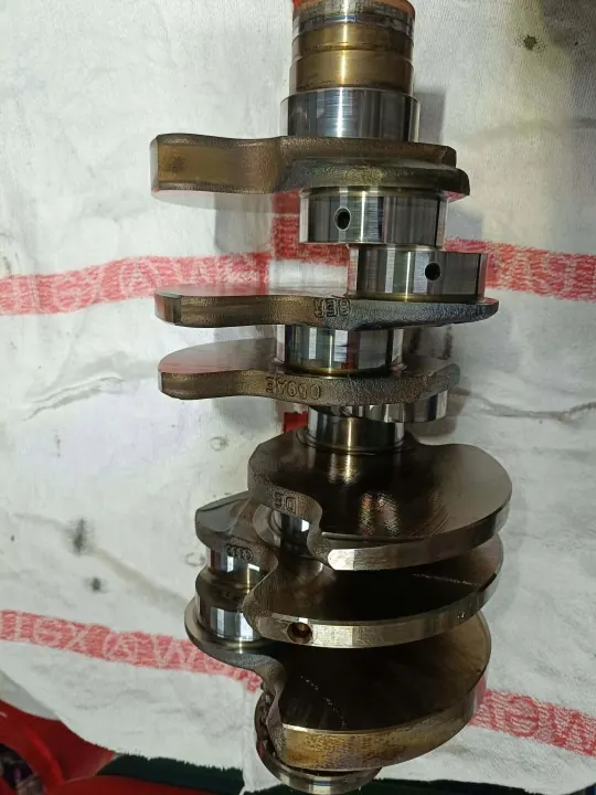 Käytetty Audi kampiakseli OEM 059101AE A6 C6 3.0 TDI image 6