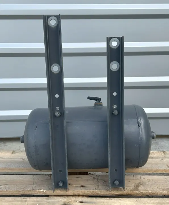 DAF XF 106 Ilmasäiliö 20L OEM 2036998 - Käytetty image 4