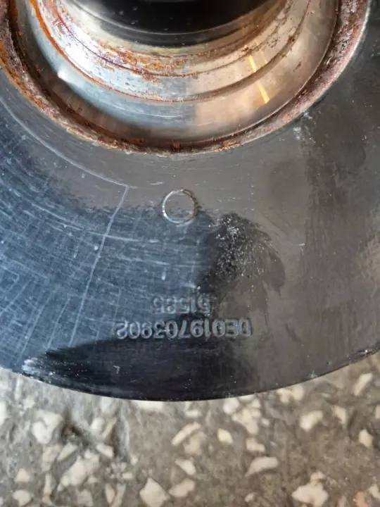BMW N57 Kampiakselin hihnapyörä OEM kolo pasowe walu image 3