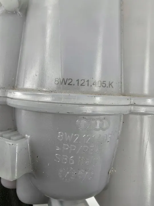 Audi A5 RS5 2.9 Laajennussäiliö OEM 8W2121405K image 5