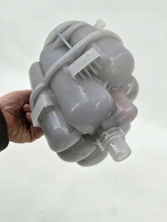 Audi A5 RS5 2.9 Laajennussäiliö OEM 8W2121405K image 7