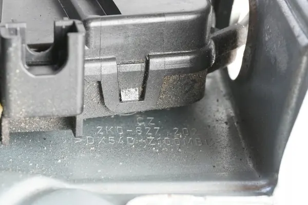 Vänster Bakdörrslås VW Caddy 2K0827201AB image 5