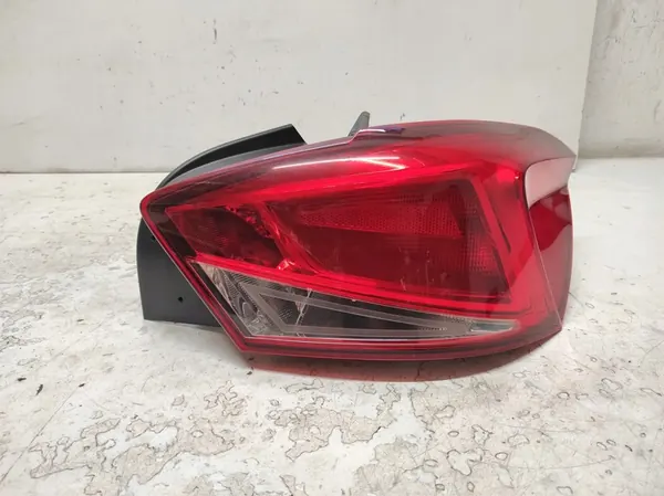 SEAT IBIZA 5 V 17- Luz Trasera Derecha 6F0945096H image 2