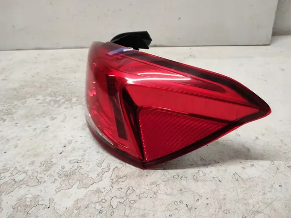 SEAT IBIZA 5 V 17- Luz Trasera Derecha 6F0945096H image 3