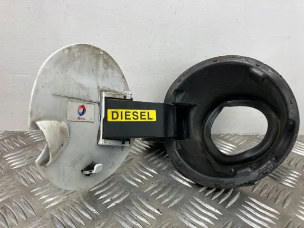 Brandstofklep Peugeot 208 2015 OEM ESH7206 image 5