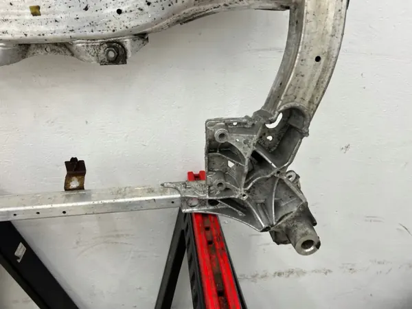 OEM 6796693 Vorderachsträger für BMW 5er F10 image 10