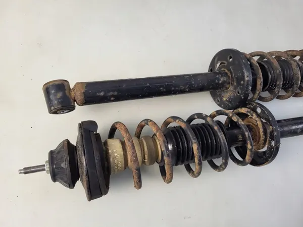 Amortisseur Ressort Arrière Complet 1.9D VW Golf 3 OEM image 7