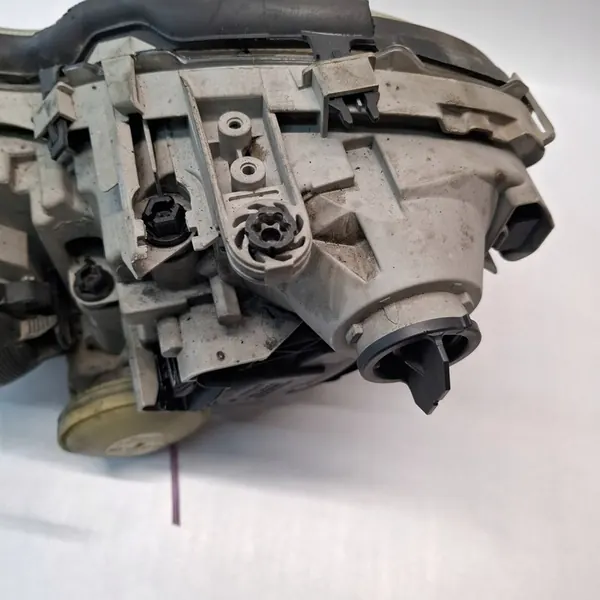 Rechter Voorlamp MERCEDES-BENZ C (W203) A2038200261 image 8