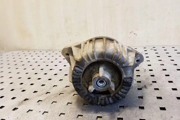 Soporte de motor MERCEDES-BENZ C (W204) A2042400317 image 3