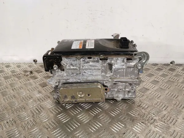 Inversor Toyota C-HR OEM FBZ3286 - Usado image 2