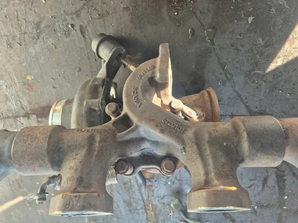 Scania EGR Abgaskollektor OEM 2538730 - Gebraucht image 4