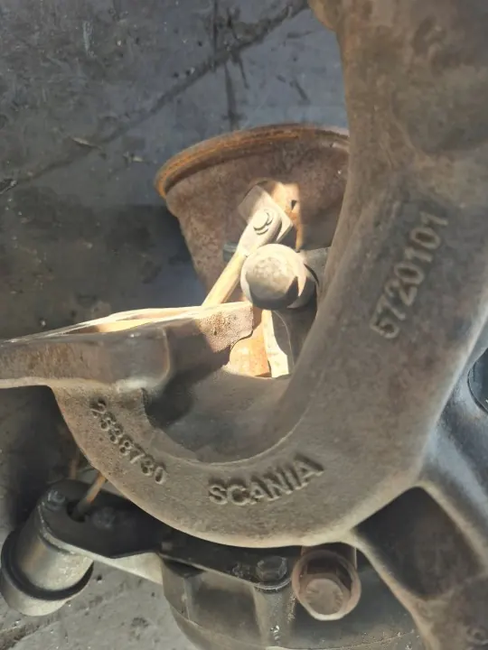 Scania EGR Abgaskollektor OEM 2538730 - Gebraucht image 5
