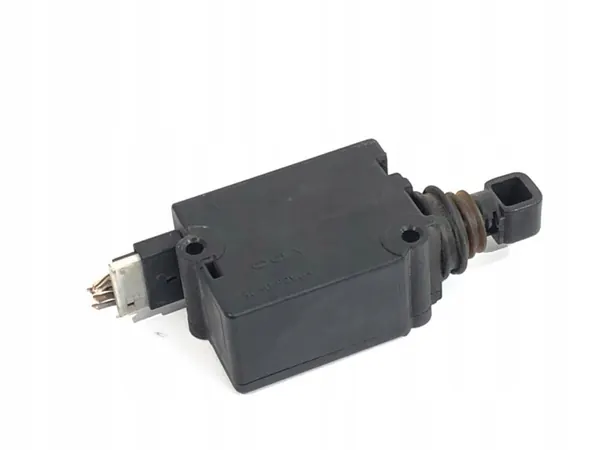 Atuador de fecho do porta-malas BMW E39 8377569 image 2