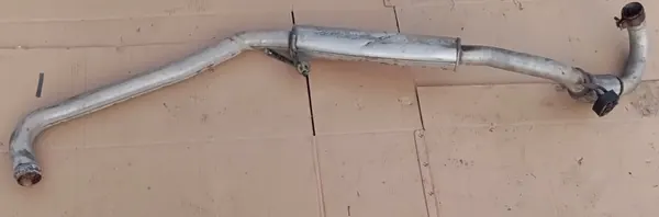 Chrysler Town & Country 11-3.6 Silencieux Central image 1