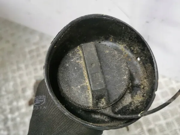 Kraftstoff-Einfüllstutzen Nissan 350Z 2004 OEM AMD198904 image 8