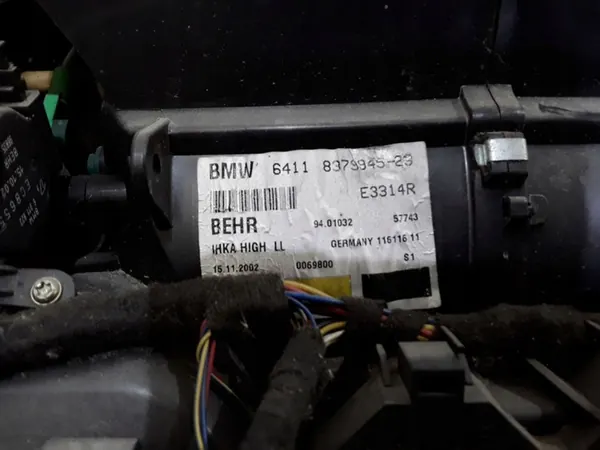 2003 BMW 7 E65 E66 Verwarmingshuis image 4