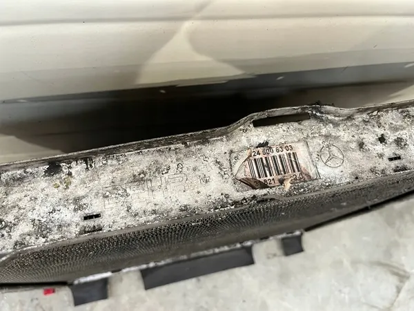 Vattenkylare Mercedes W124 E220 E200 M111 2.2 image 7