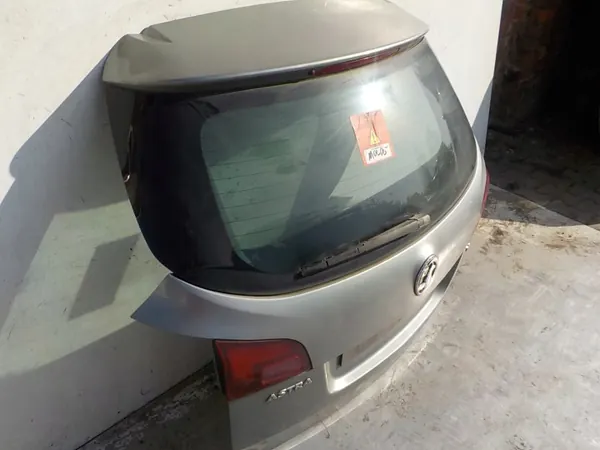 Opel Astra J Heckklappe OEM 669 - Gebraucht image 7