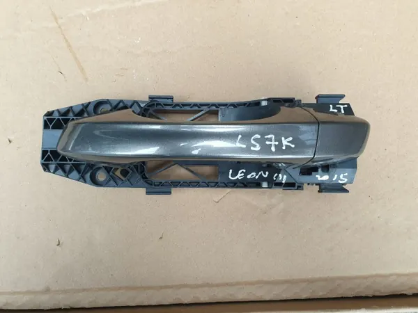 Linker Achterdeurgreep OEM 5N0839885H voor SEAT Leon III image 2