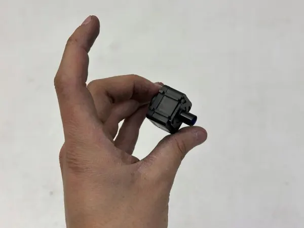 Câmara traseira Citroen C4 X OEM 9847393680 image 6