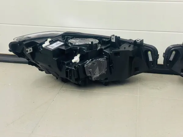 BMW 4 F32 F33 F36 LCI Faróis Dianteiros Full LED image 7