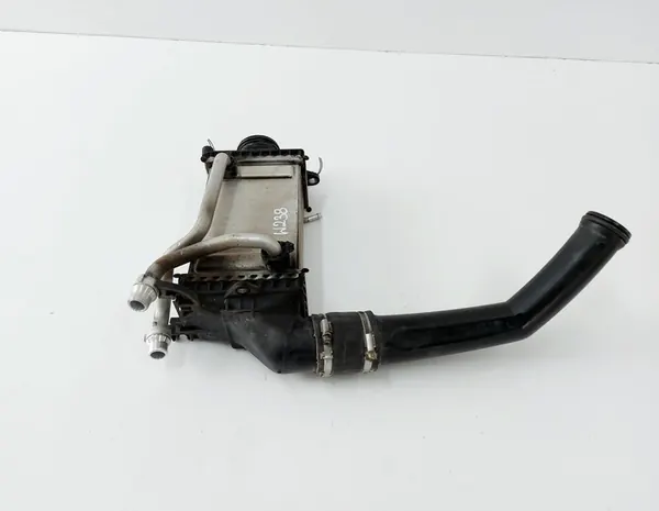 MERCEDES E-KLASSE W238 Intercooler 2.0 CGi image 2