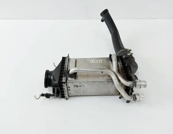 MERCEDES E-KLASSE W238 Intercooler 2.0 CGi image 3