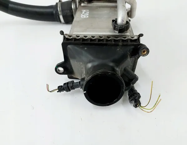 MERCEDES E-KLASSE W238 Intercooler 2.0 CGi image 4