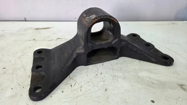 Mandíbula engate reboque OEM 662129385 170mm Usado image 3