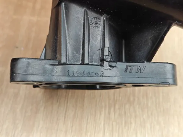 Tubo Corto OEM 11930460 para BMW 2.0D G26 G20 G21 image 4