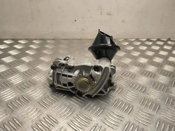 Öljypumppu OEM 06R115105DE Audi Q5 GUB 2025 image 2