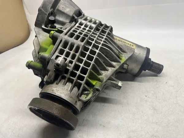 VW T5 T6 Transporter Differential Reducer 09N409053E image 9