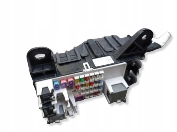 Cadillac Escalade 2018 ISO-kontakt OEM 1GYS4HKJ8JR303259 image 4
